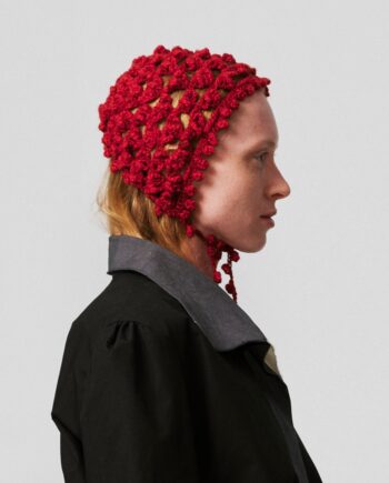 006- -29 Key Bonnet Red