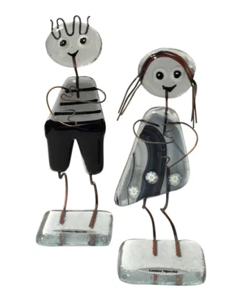 Glasfigurer Pige Og Dreng Sæt   Sorte Farver  Håndlavet Unikke Børn   Glas  Gaveide Eller Til Egen Glæde