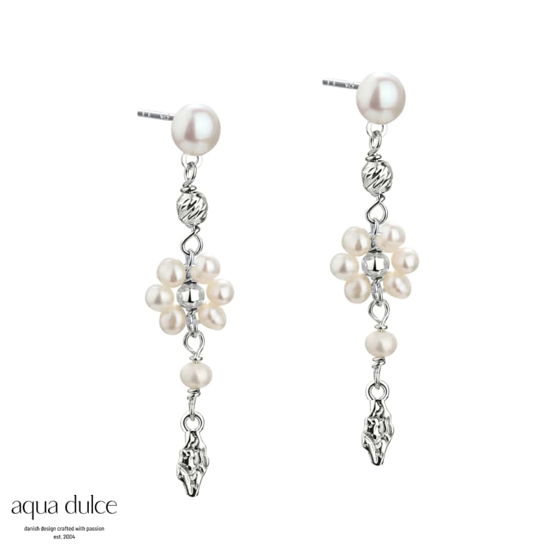 Daisy Pearl Earstud   Silver