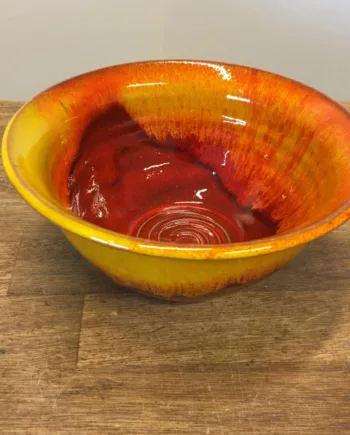 Håndlavet Keramik Skåle  12 Farver  Unika Keramik Skål ø17 Cm  Hurtig Levering  Farve Gul Rød