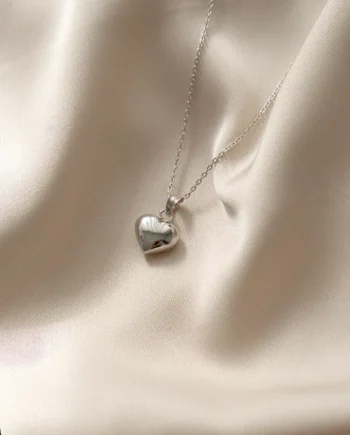 Simple Heart Sølv Hjerte Halskæde  Forudbestilling