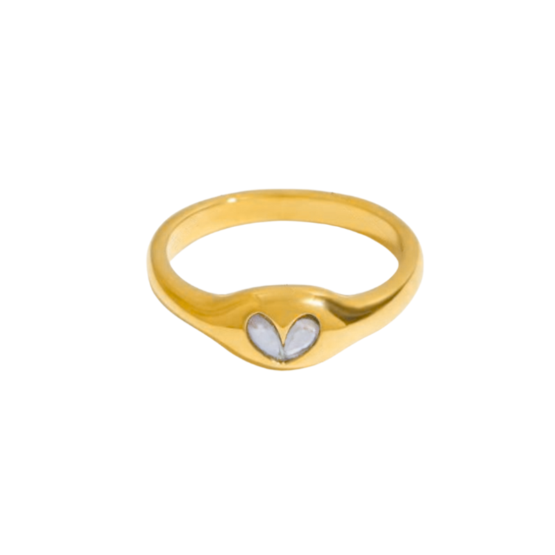 Tiny Heart Ring 52    Bay