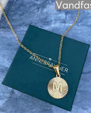 Annebrauner Sun Burst Letter Halskæde 18k Guldbelagt