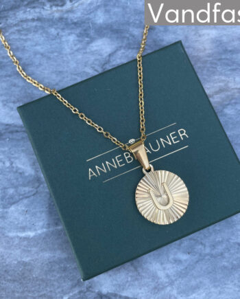 Annebrauner Sun Burst Letter Halskæde 18k Guldbelagt