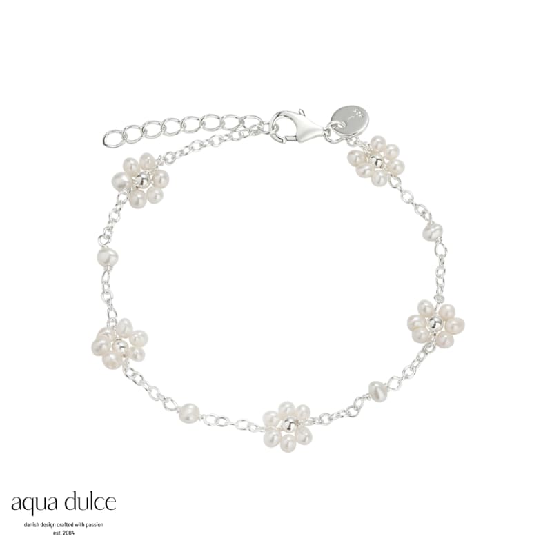 Daisy Pearl Bracelet   Silver
