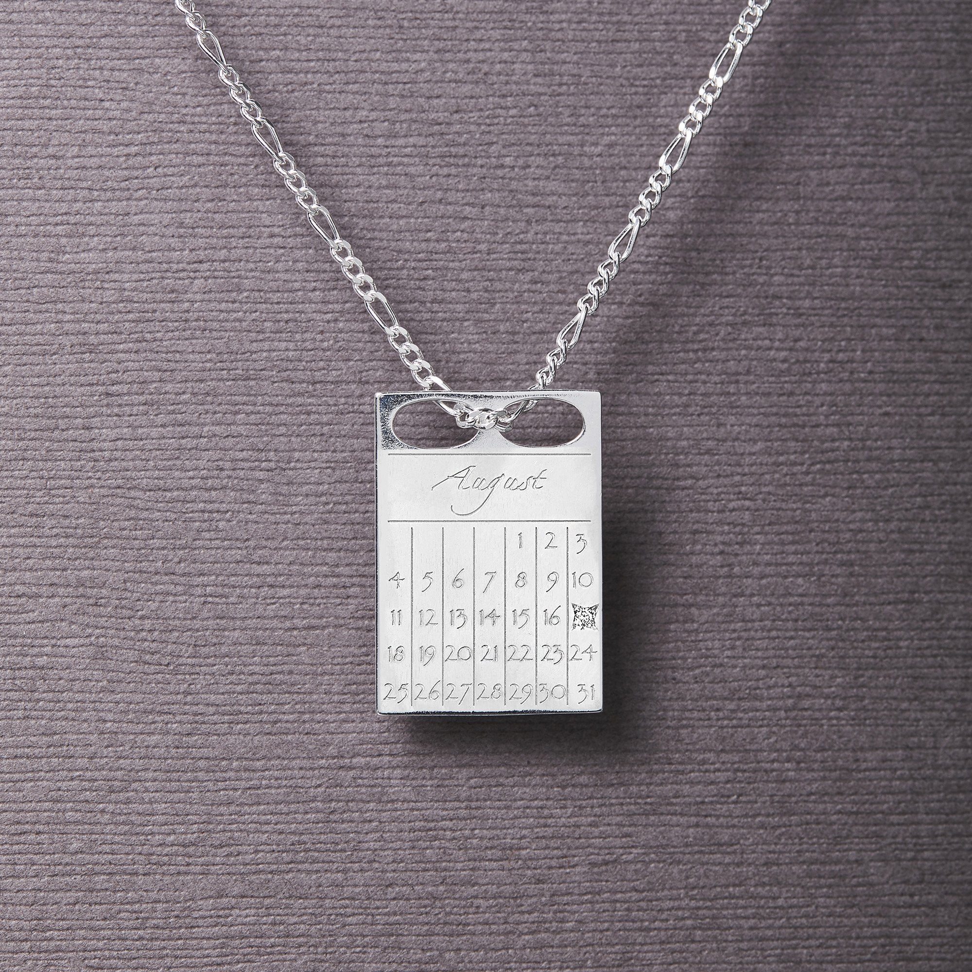 Dateplate Vedhæng Og Halskæde 50 Cm Sterling Sølv Med Diamant