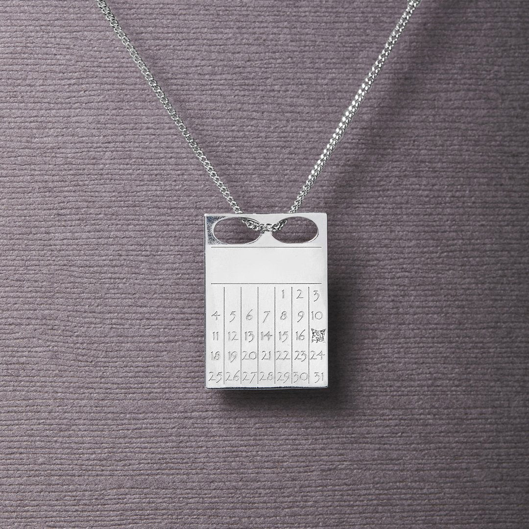 Dateplate Vedhæng Og Halskæde Uden Måned 70 Cm Sterling Sølv Med Diamant