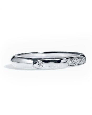 Equestrian Ring Med Sten