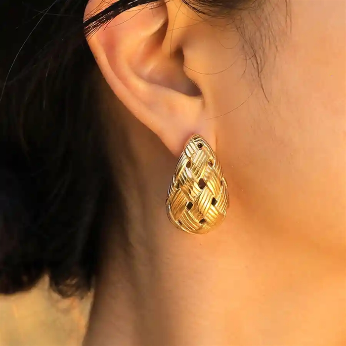 Flettet Dråbeørering   Forgyldt ædelstål   Elegant Retro Look