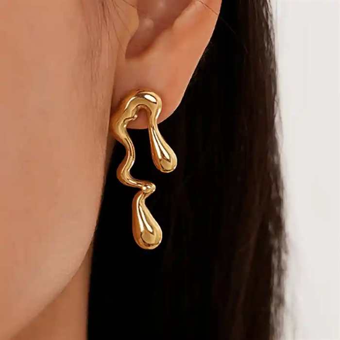 Flow ørering   Elegant Forgyldt Design   ædelstål