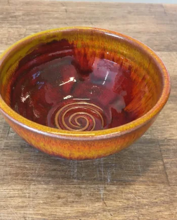 Lille Keramik Skål  Håndlavet   12 Cm  15 Farver Frit Valg Kr  125  Hurtig Levering  Farve Gul Rød