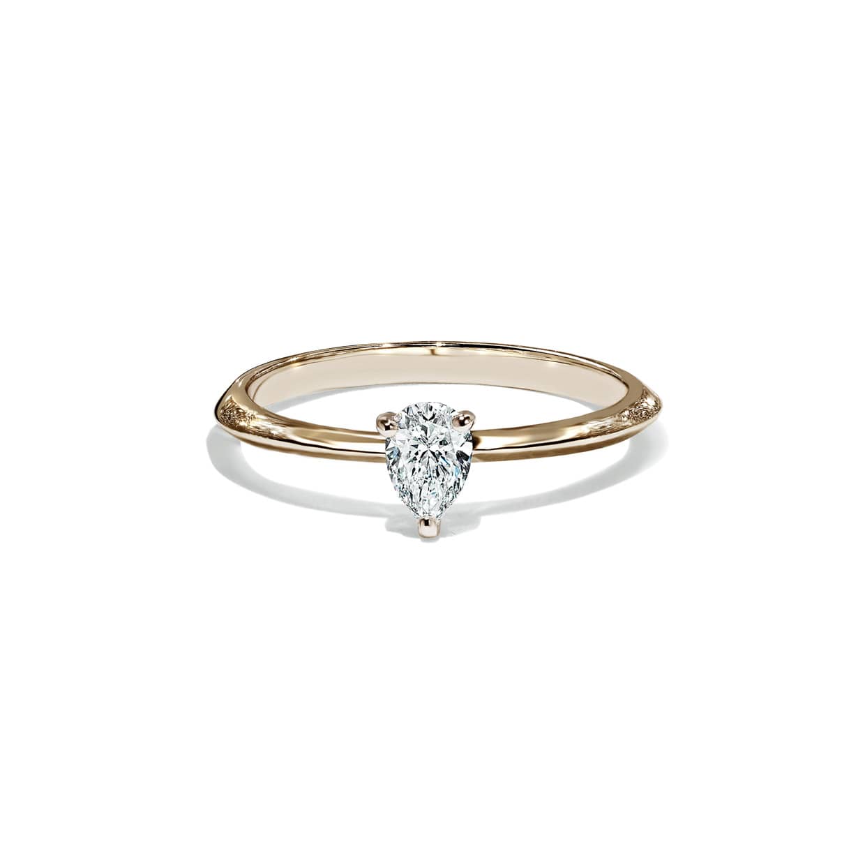 Como Solitaire Pære Cut Diamant Forlovelsesring   Guld