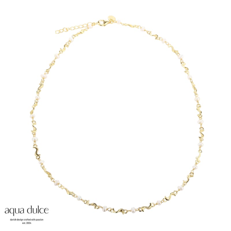 Rhumba Pearl Necklace   Golden
